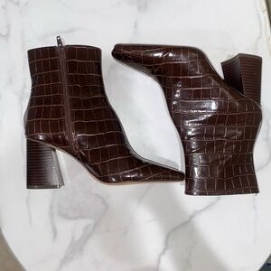 Brown Croc-Effect Block Heel Ankle Boots – EU 37 - US 6.5